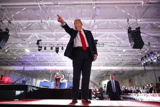 专业的正规实盘配资网站 特朗普将前往密歇根州汽车工人聚集地 庆祝就任总统一百天